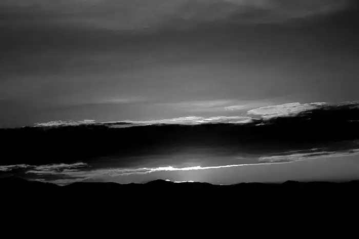 Tramonto bianco e nero