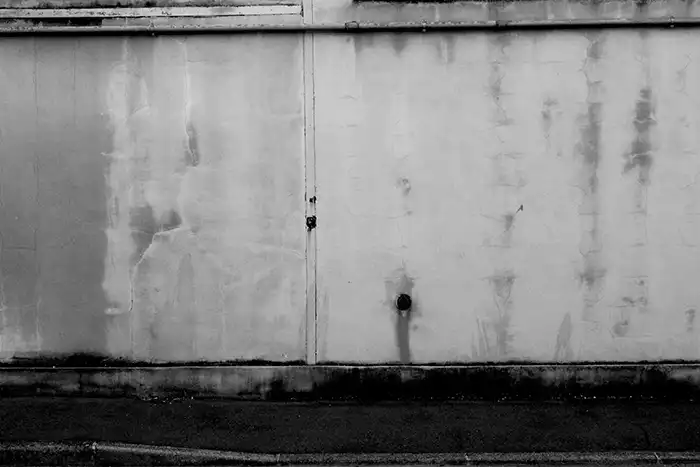 Muro bianco e nero n3
